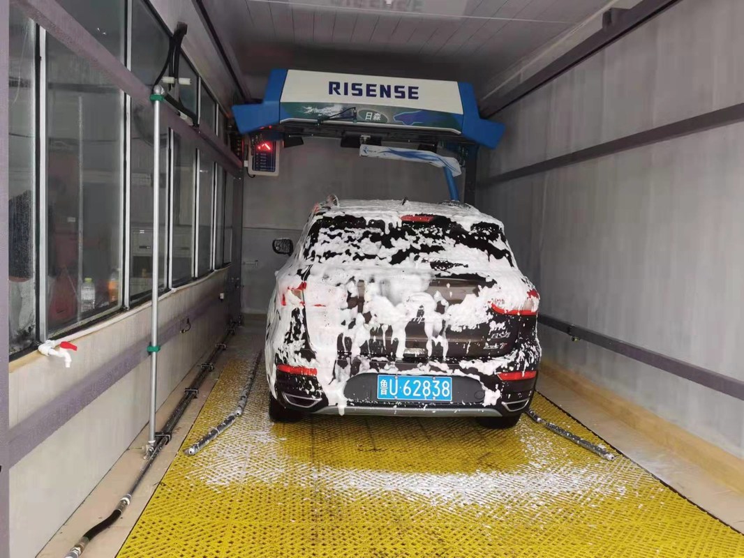 Máquina de lavagem de automóveis totalmente automática sem toque para limpeza por água sob alta pressão do exterior do automóvel